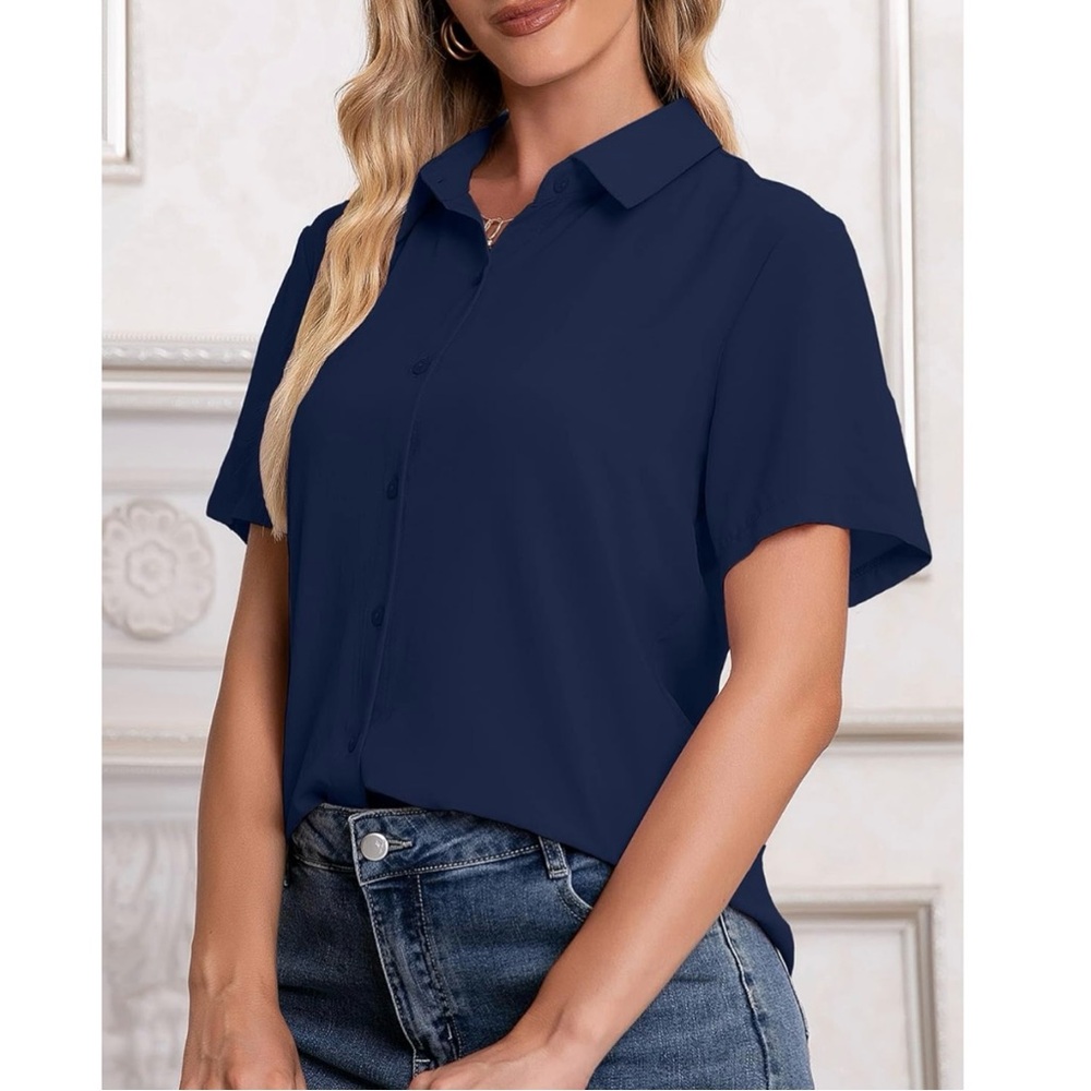 Diosun Navy Blue Collared Short Sleeve Button Down Shirt Minimalist Medium